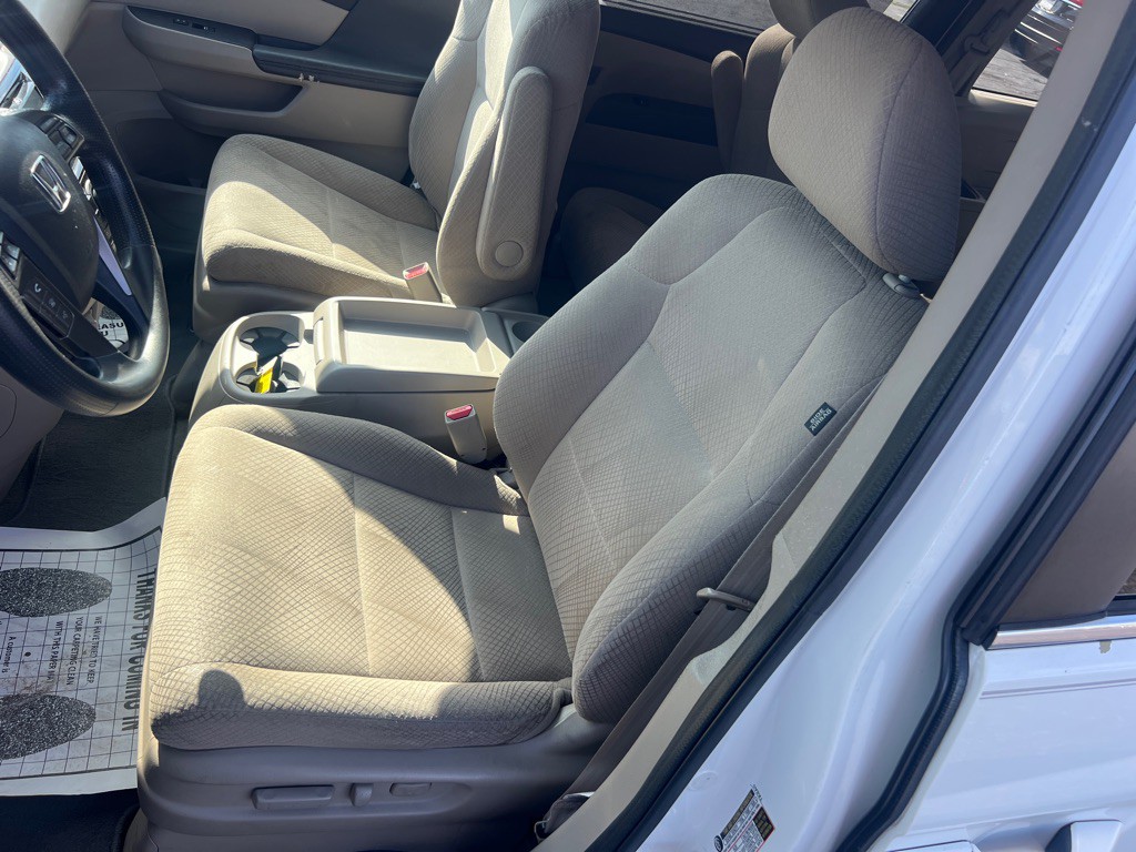 2014 Honda Odyssey Image 11