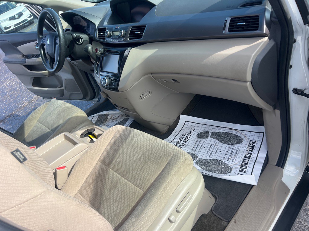 2014 Honda Odyssey Image 20