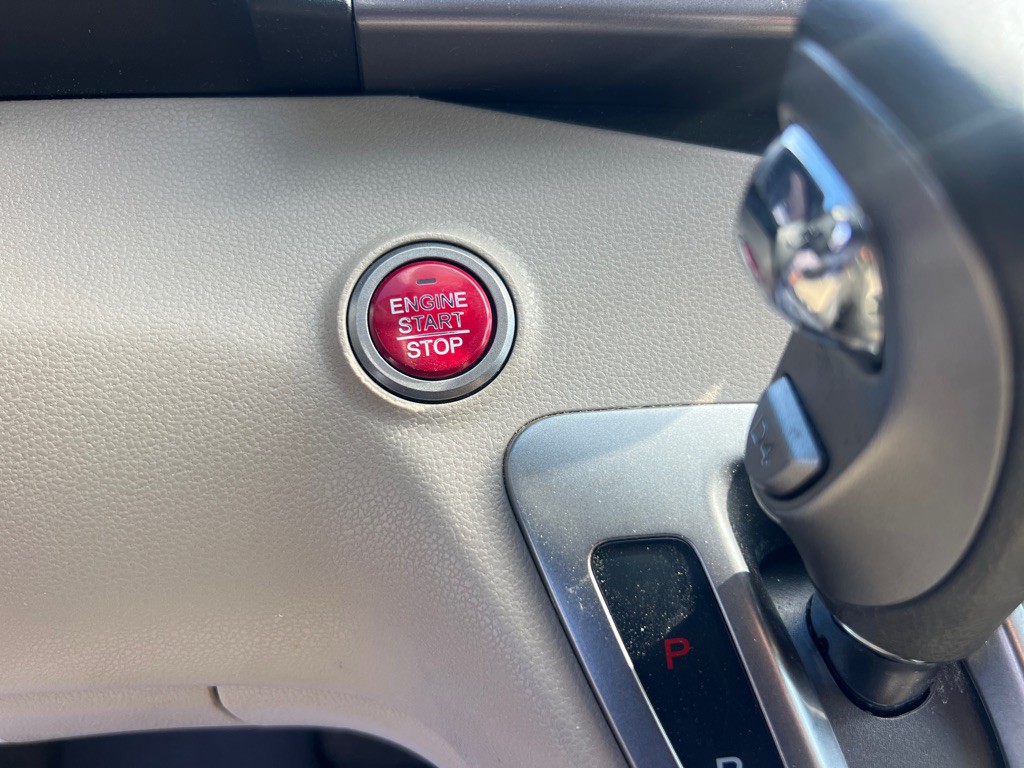 2014 Honda Odyssey Image 30