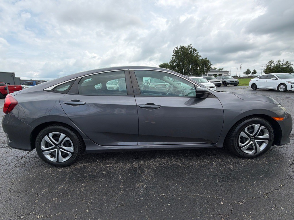 2016 Honda Civic Image 8