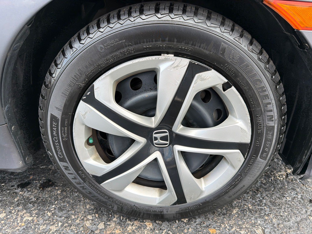 2016 Honda Civic Image 13