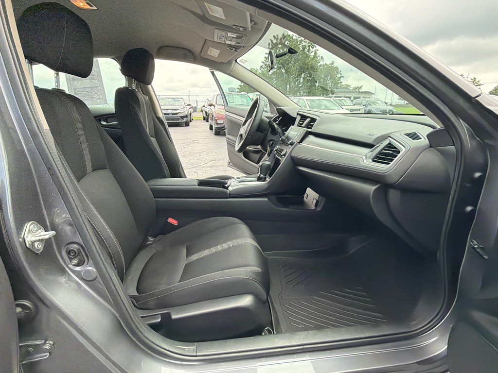 2016 Honda Civic Image 17