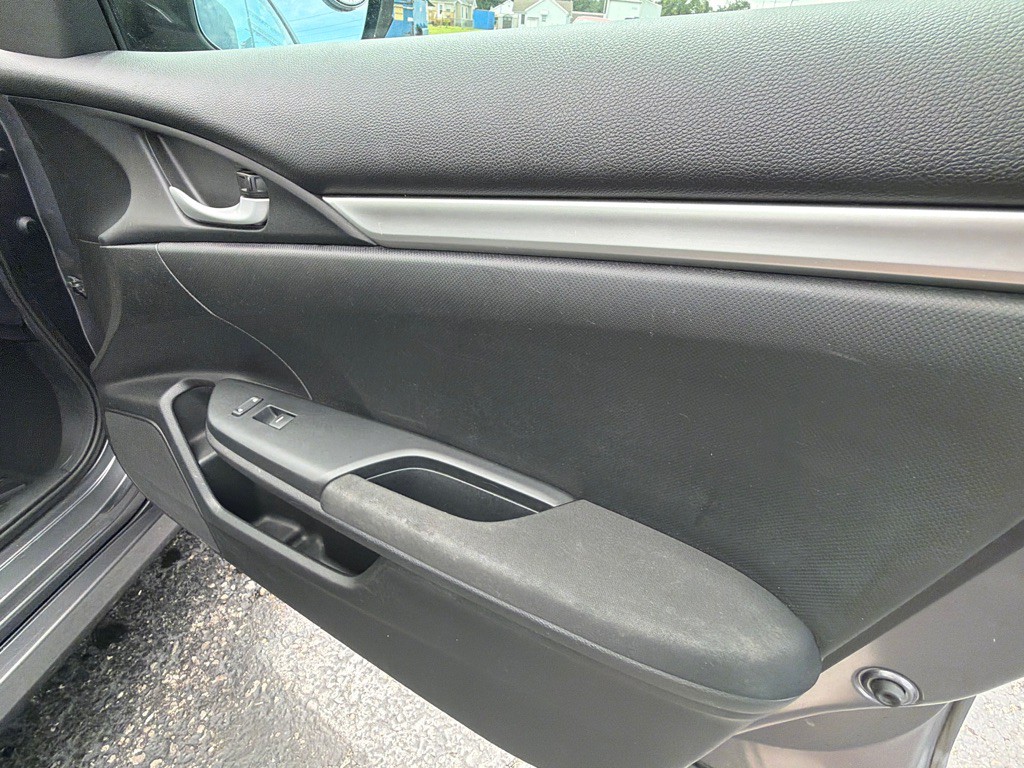 2016 Honda Civic Image 19