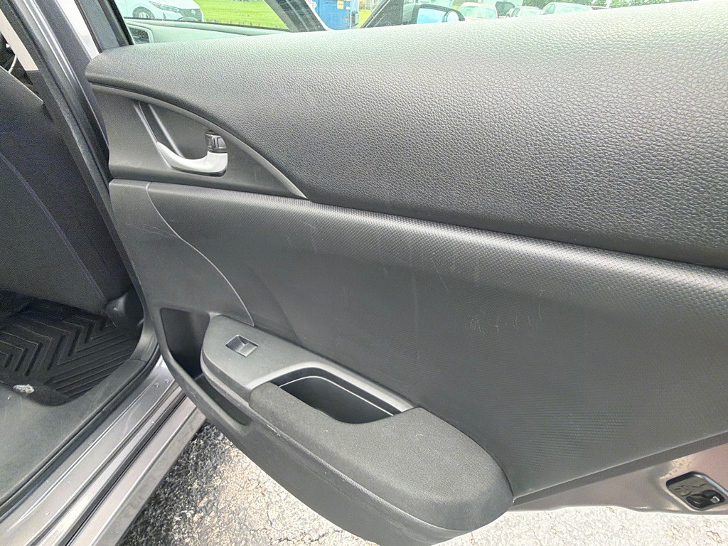 2016 Honda Civic Image 35