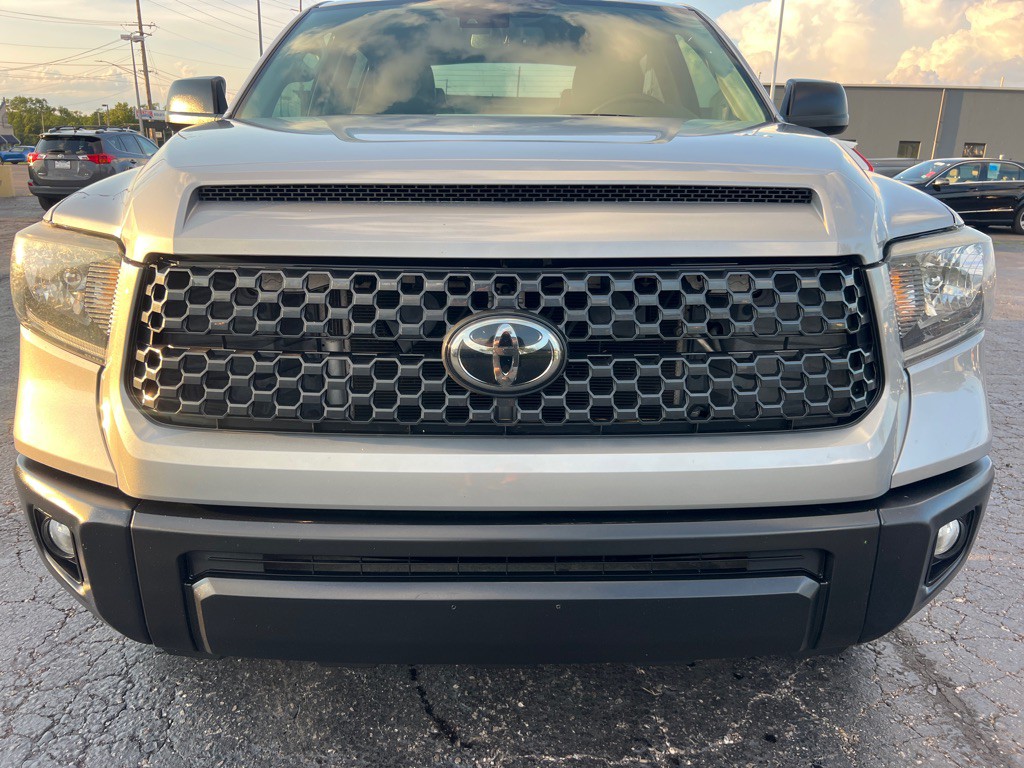 2020 Toyota Tundra Image 2