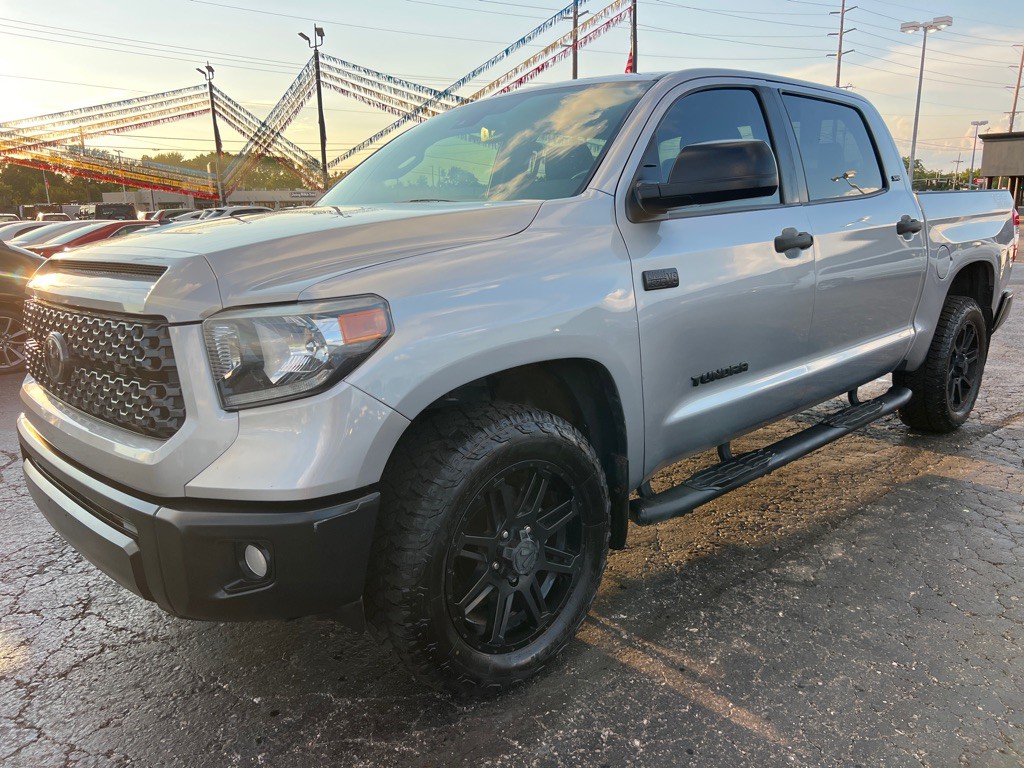 2020 Toyota Tundra Image 3
