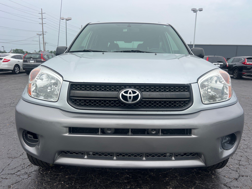 2004 Toyota Rav4 Image 2