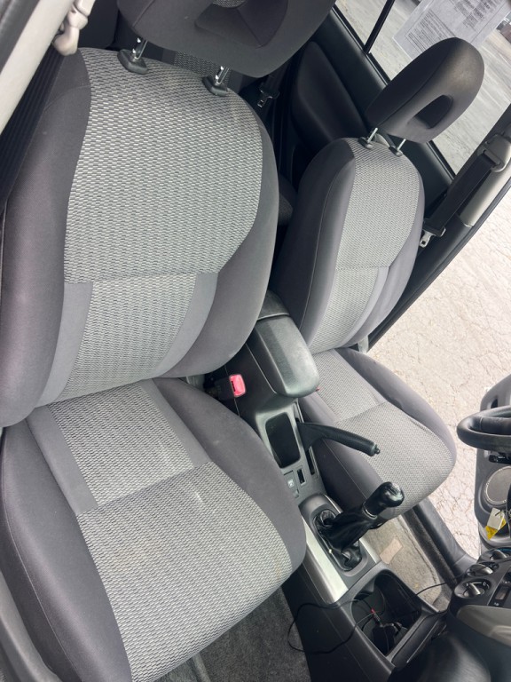 2004 Toyota Rav4 Image 20