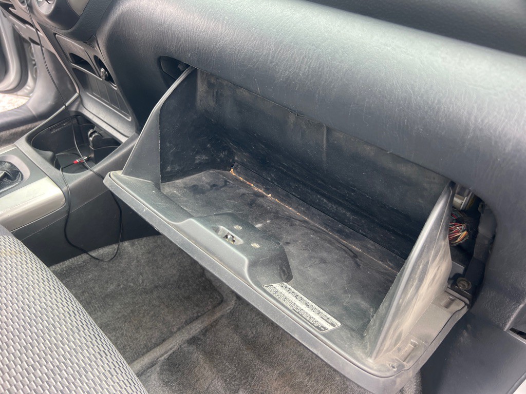 2004 Toyota Rav4 Image 21
