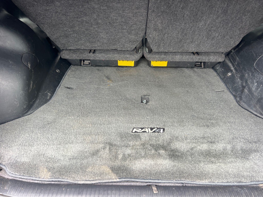 2004 Toyota Rav4 Image 23