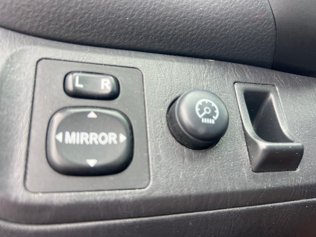 2004 Toyota Rav4 Image 26