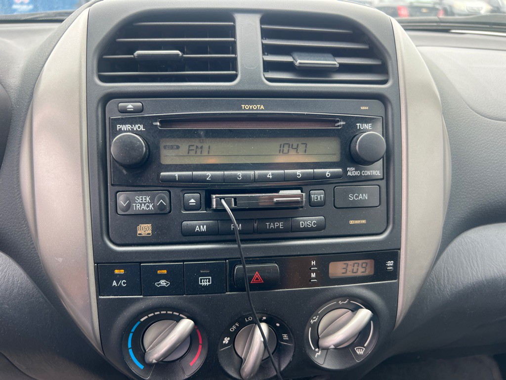 2004 Toyota Rav4 Image 31