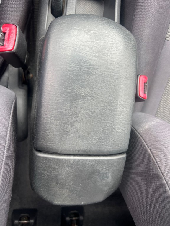 2004 Toyota Rav4 Image 35