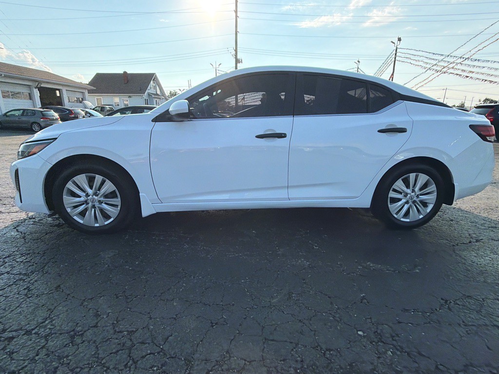 2025 Nissan Sentra Image 4