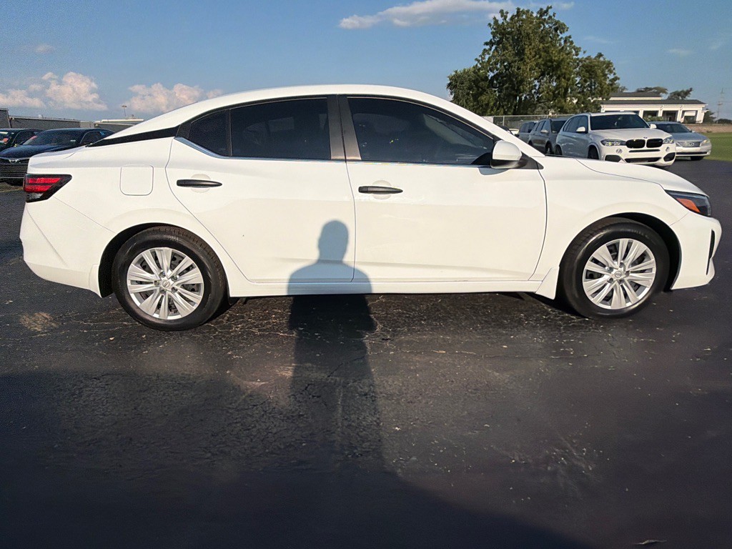 2025 Nissan Sentra Image 8