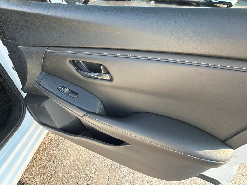 2025 Nissan Sentra Image 15
