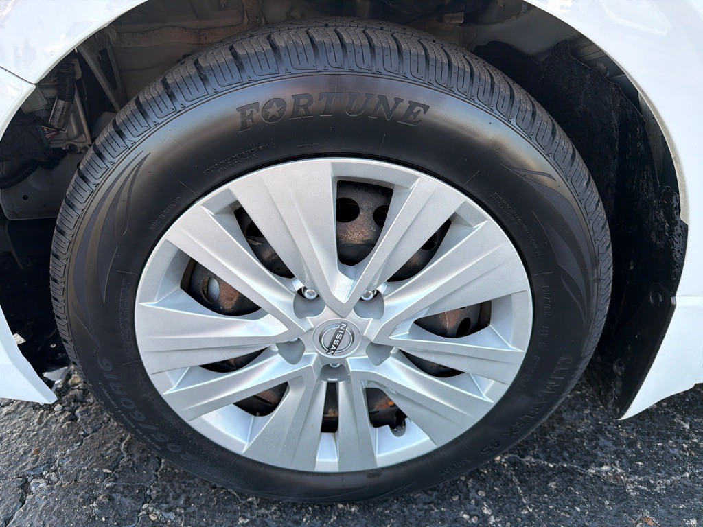 2025 Nissan Sentra Image 35