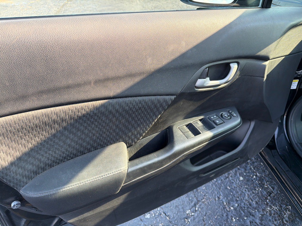 2015 Honda Civic Image 10