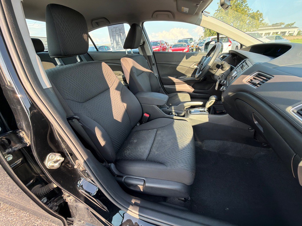 2015 Honda Civic Image 13