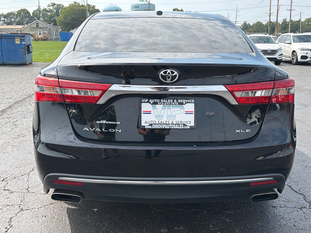 2017 Toyota Avalon Image 6