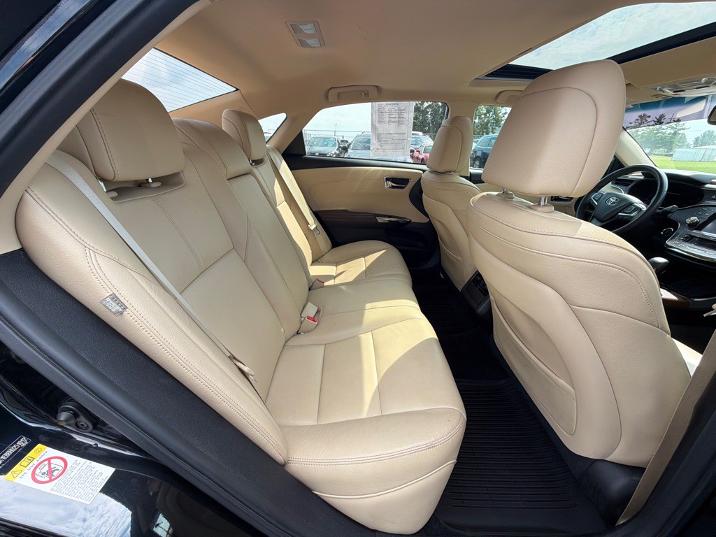 2017 Toyota Avalon Image 27