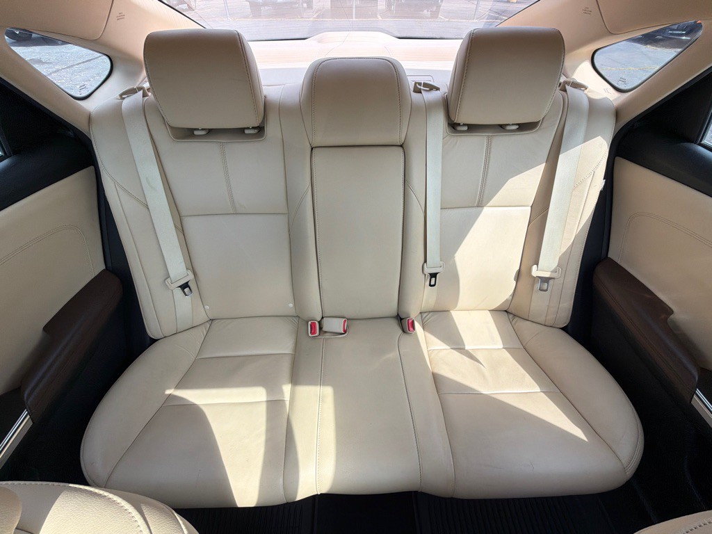 2017 Toyota Avalon Image 31