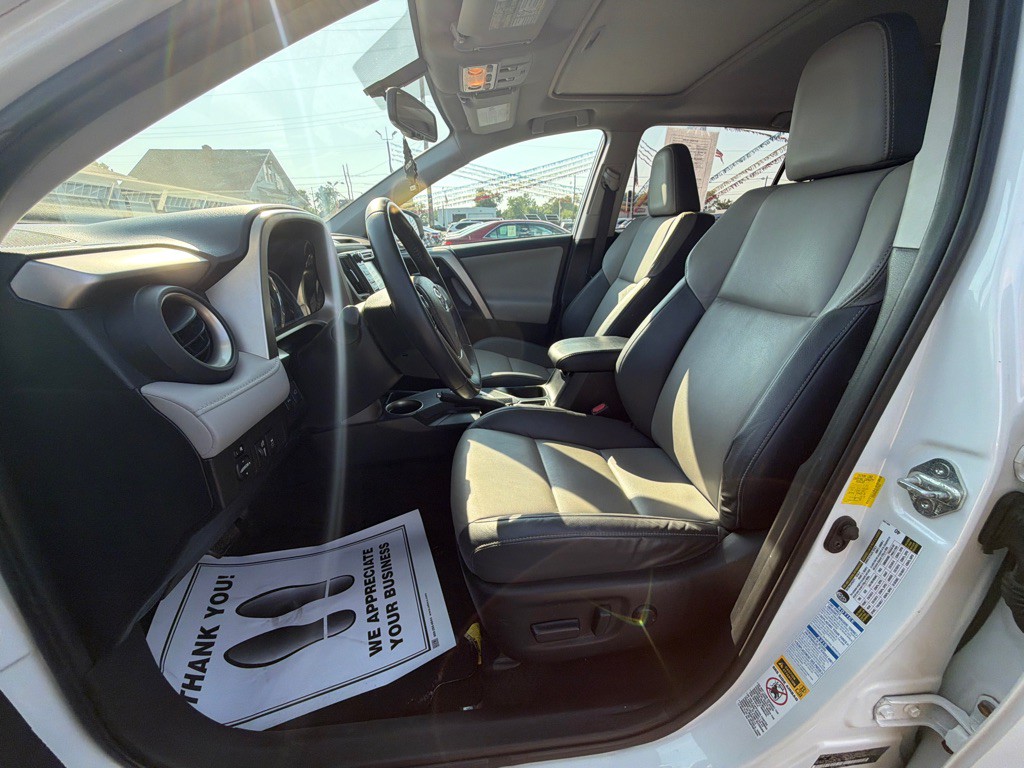 2014 Toyota Rav4 Image 10