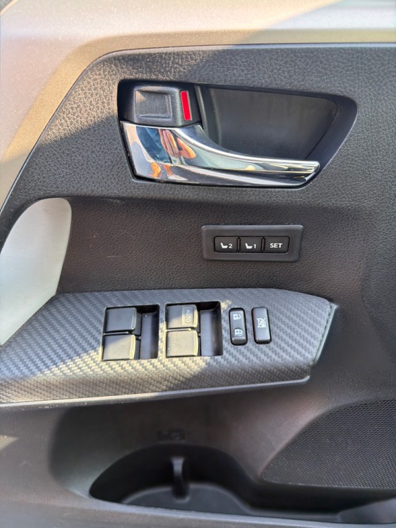 2014 Toyota Rav4 Image 12