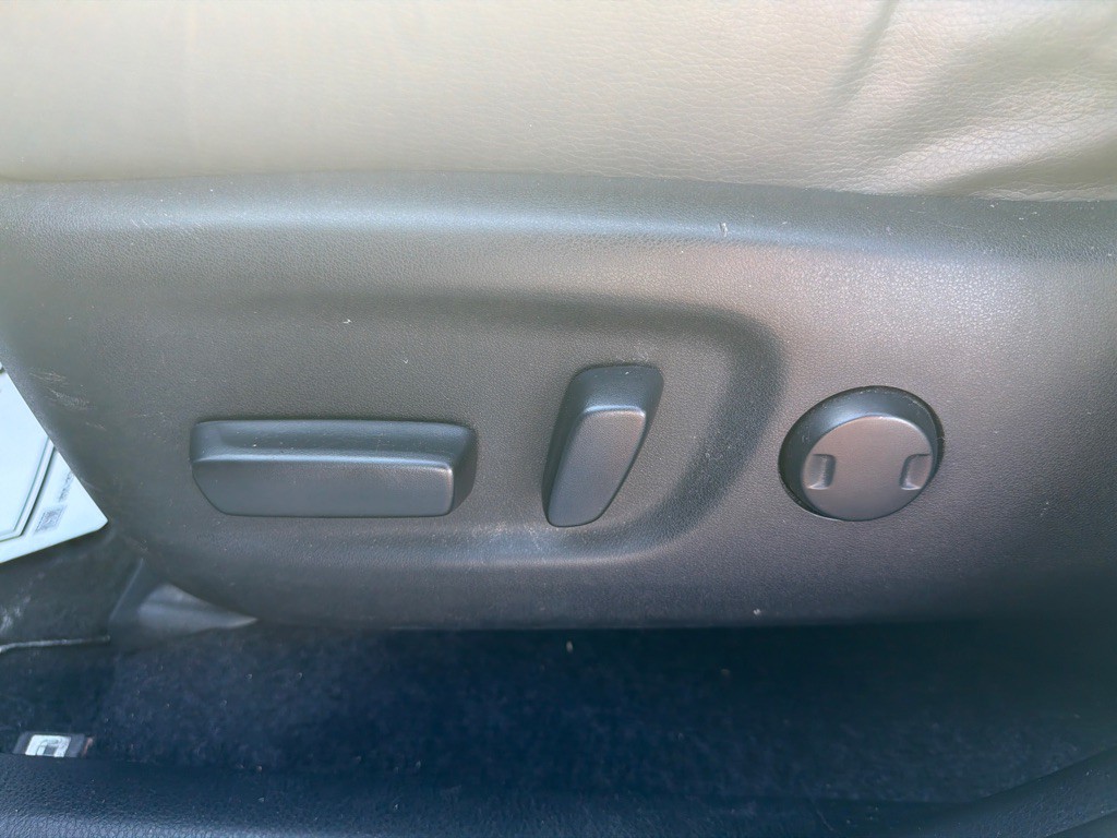 2014 Toyota Rav4 Image 13
