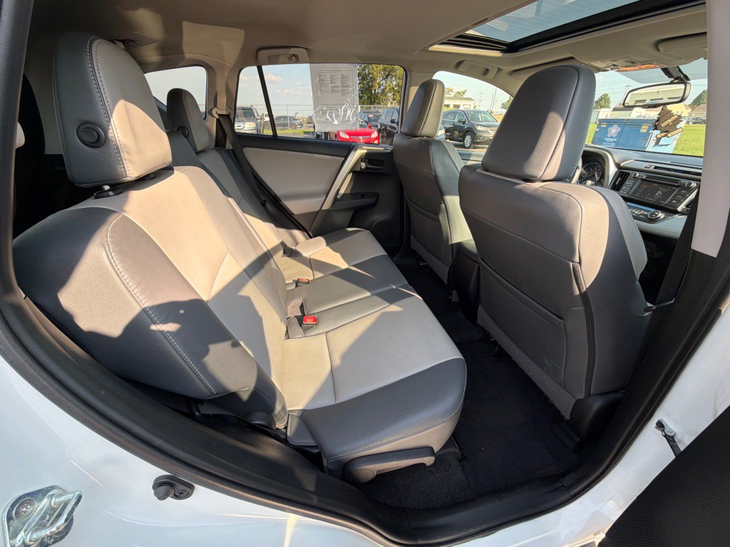 2014 Toyota Rav4 Image 31