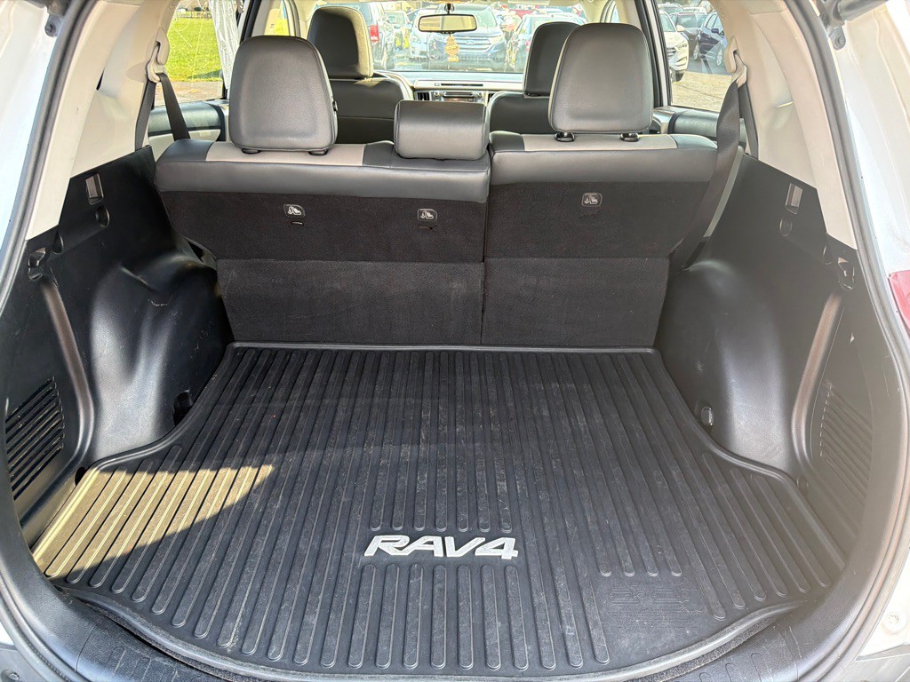 2014 Toyota Rav4 Image 34