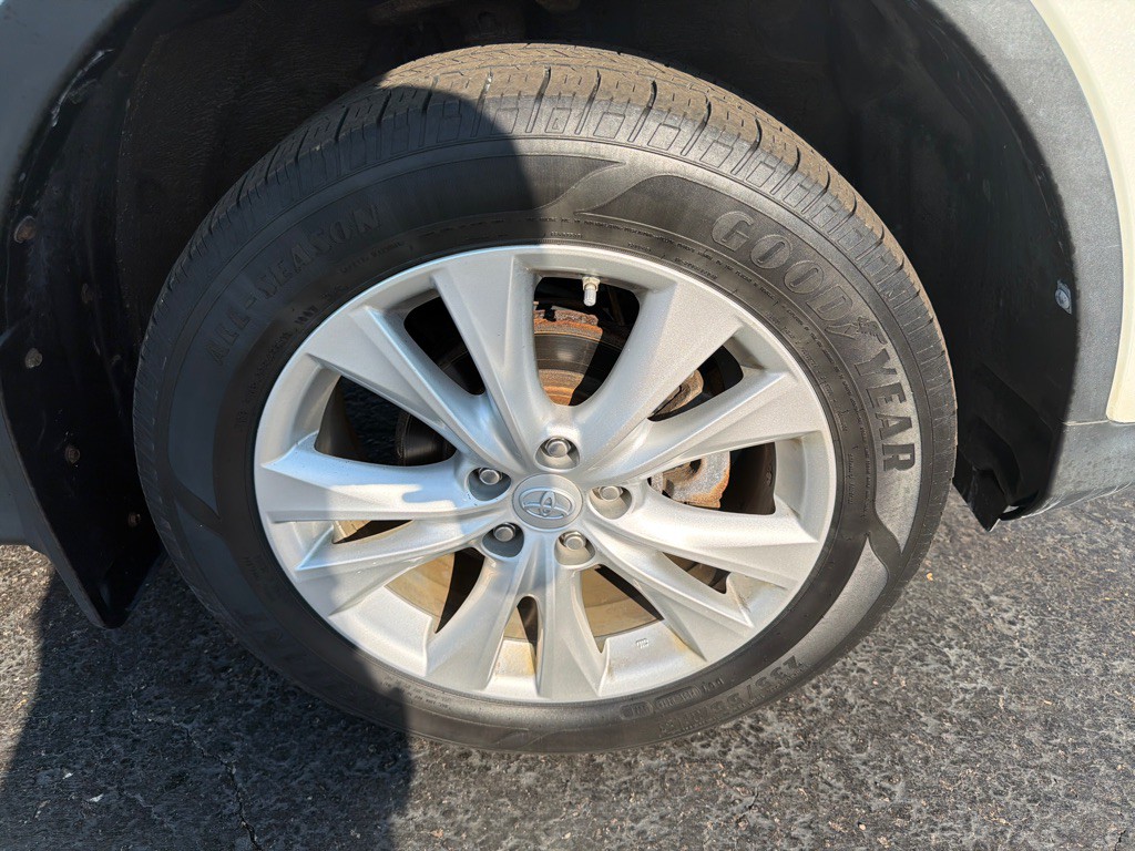 2014 Toyota Rav4 Image 38
