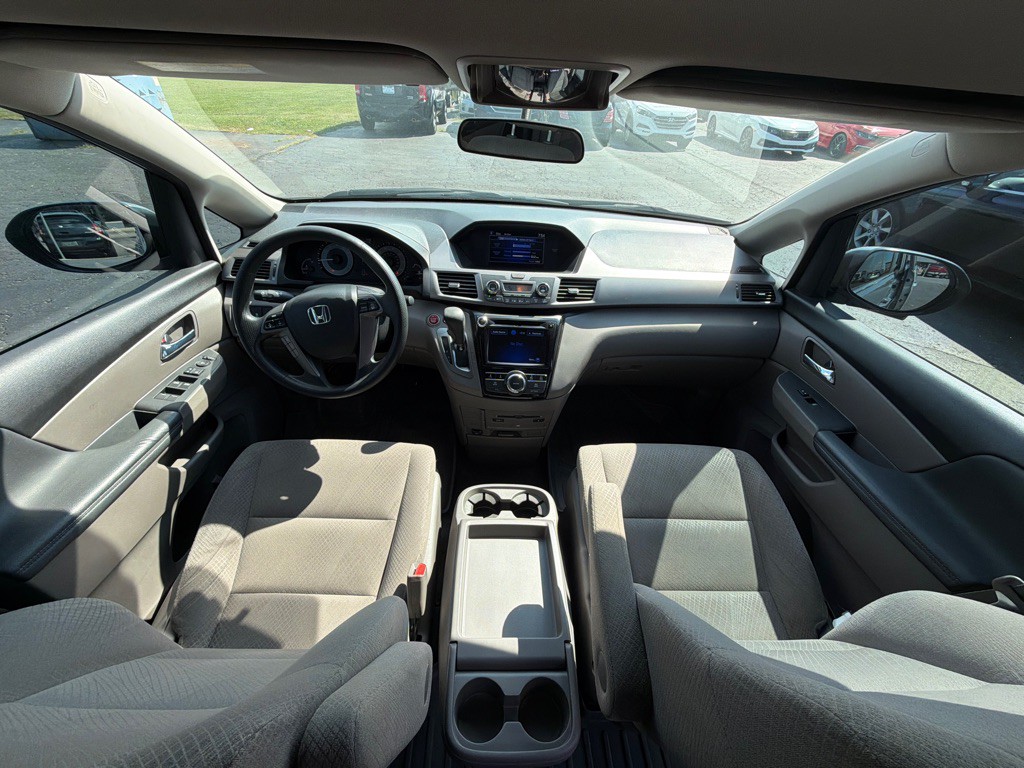 2016 Honda Odyssey Image 15