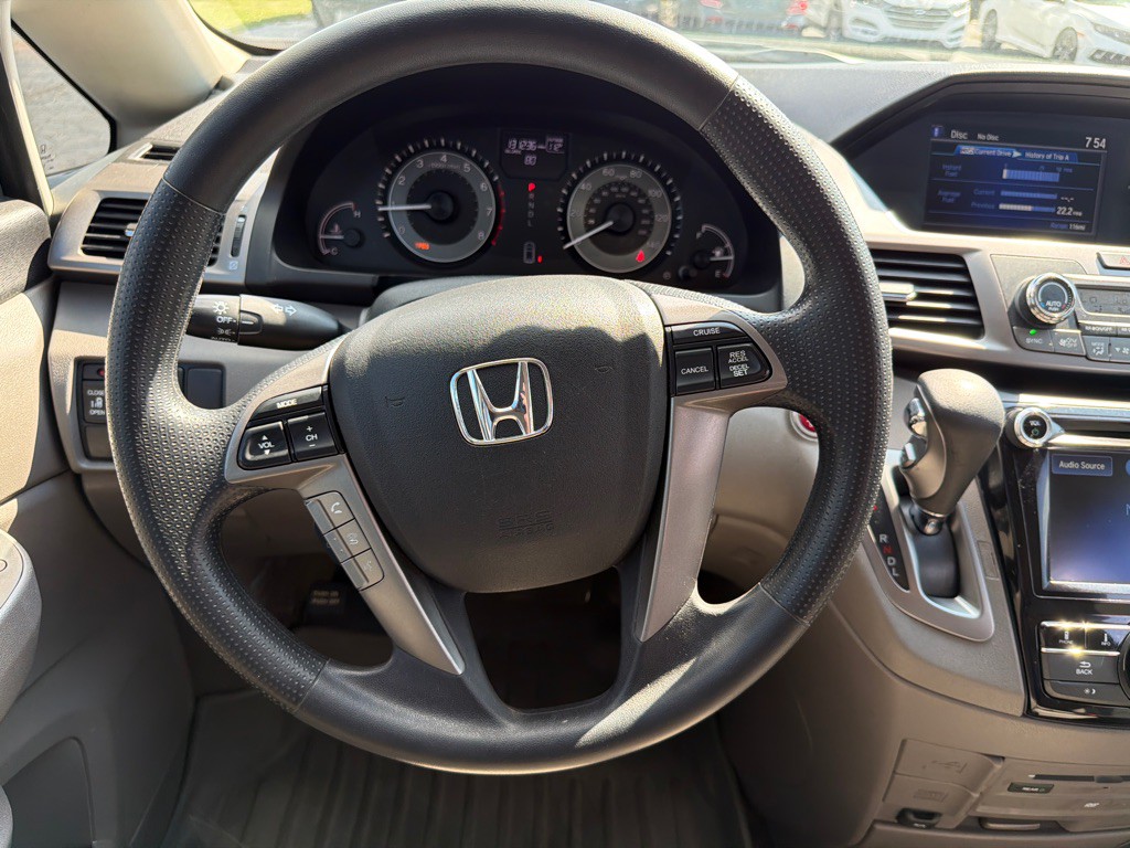 2016 Honda Odyssey Image 16