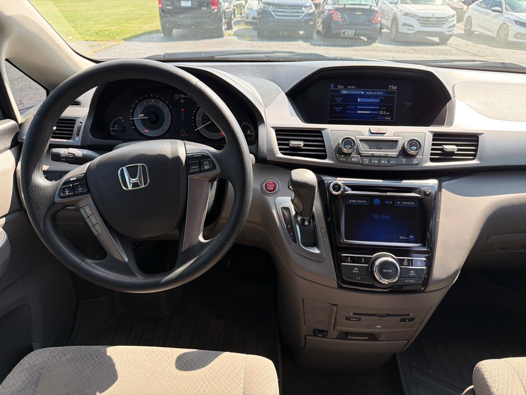 2016 Honda Odyssey Image 17
