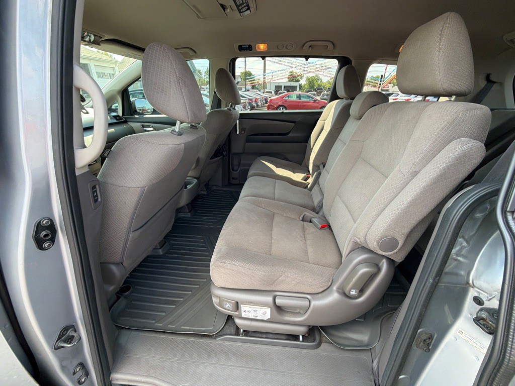 2016 Honda Odyssey Image 25