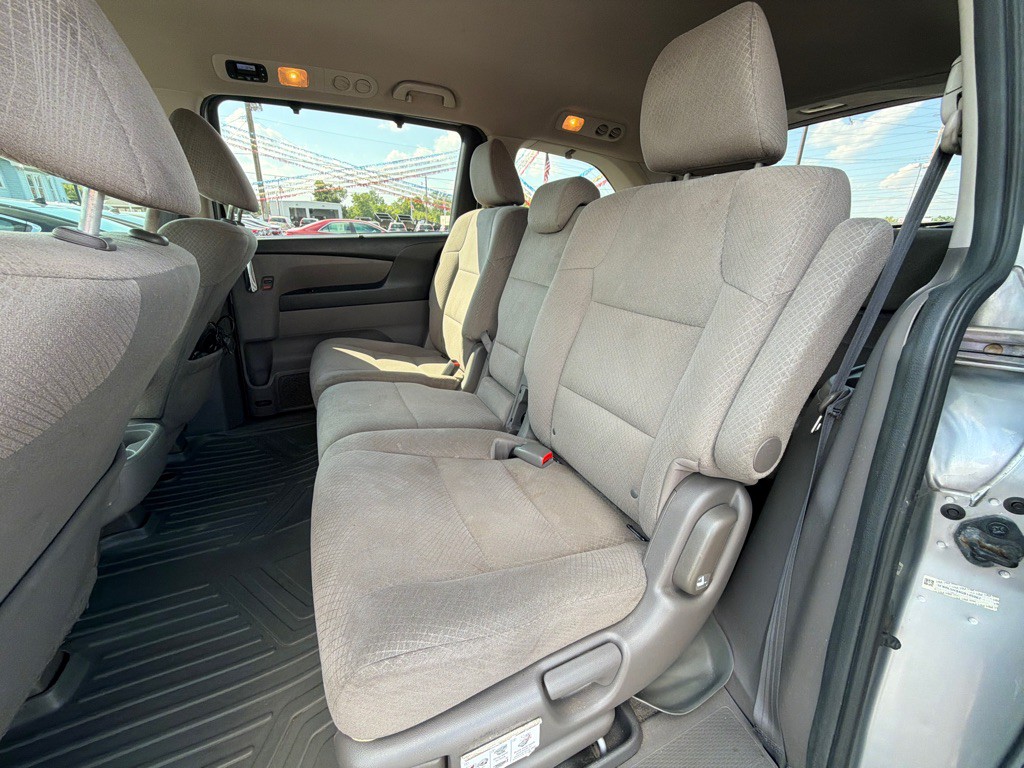 2016 Honda Odyssey Image 26