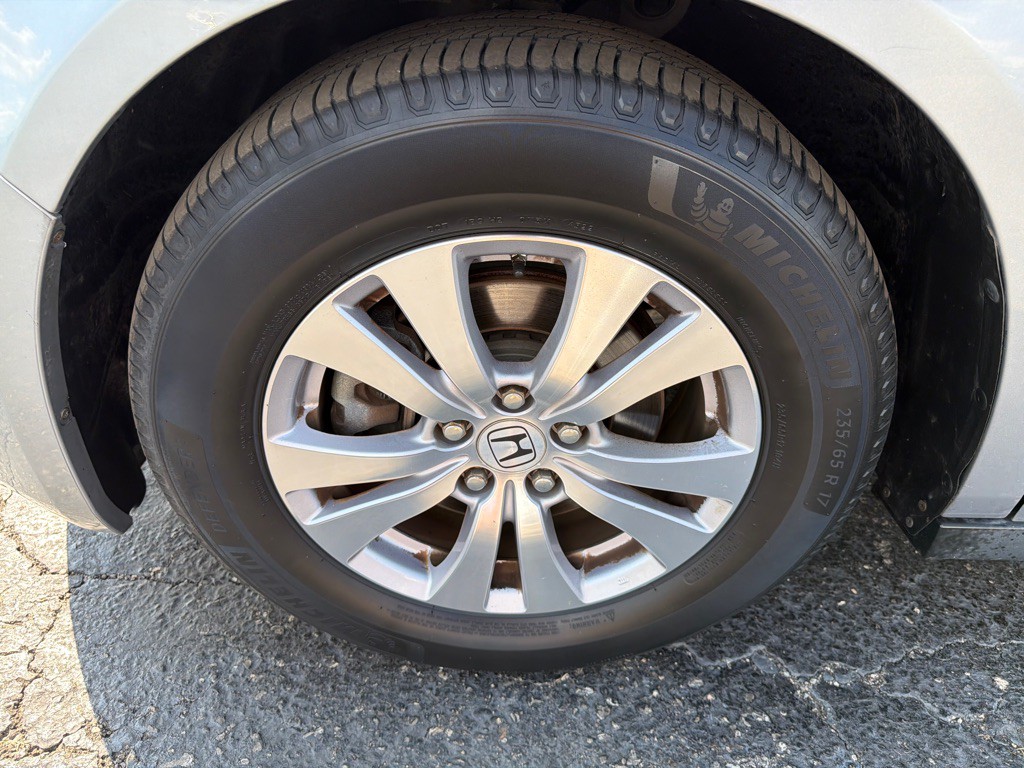 2016 Honda Odyssey Image 35