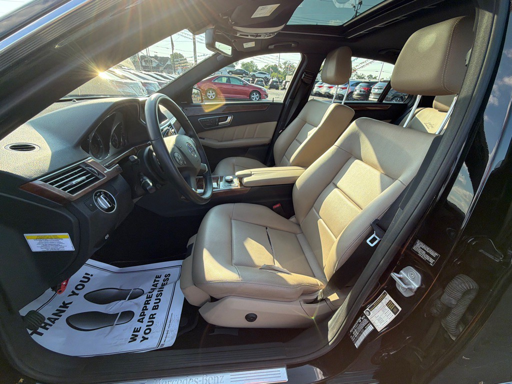2012 Mercedes-Benz E-Class Image 10