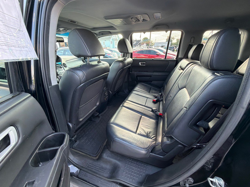 2015 Honda Pilot Image 28
