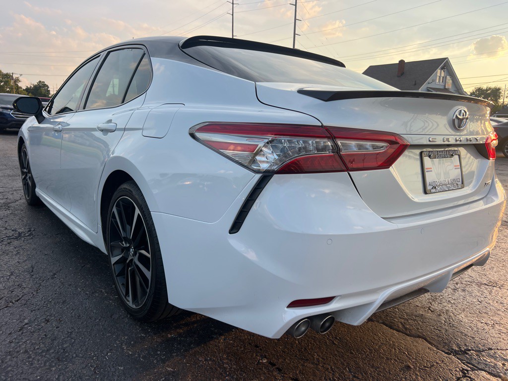 2018 Toyota Camry Image 5
