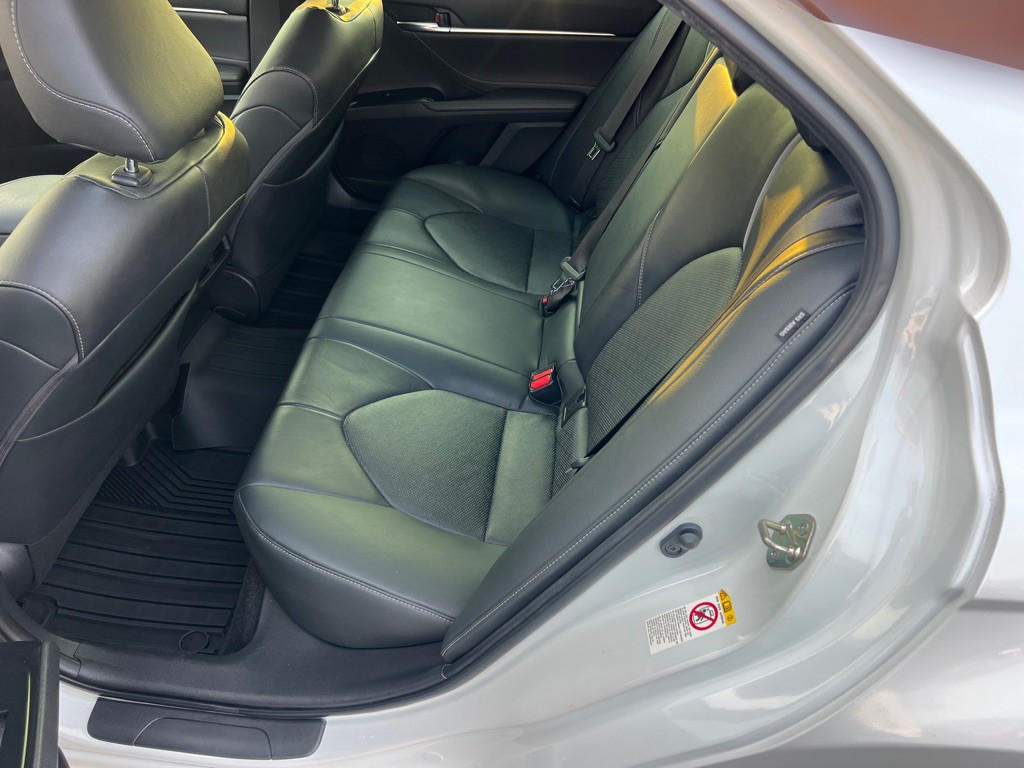 2018 Toyota Camry Image 13