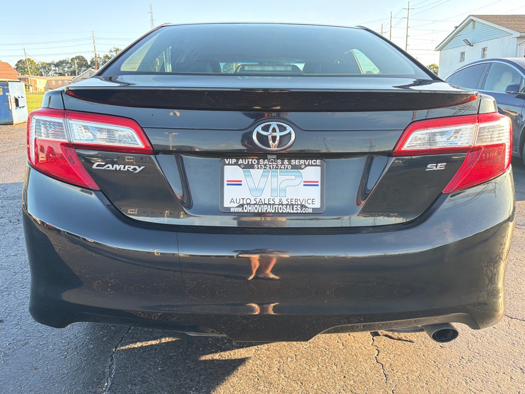 2014 Toyota Camry Image 5