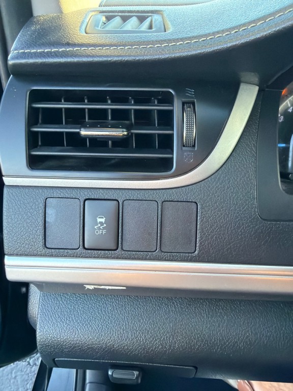 2014 Toyota Camry Image 21