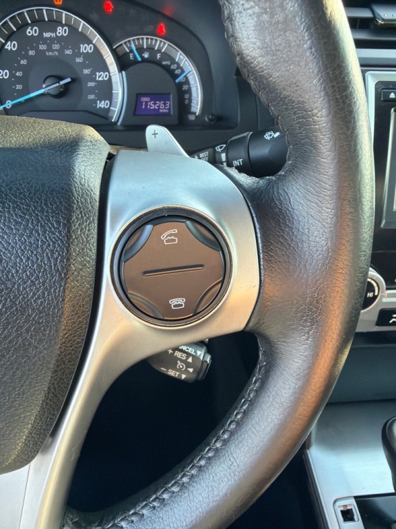 2014 Toyota Camry Image 23