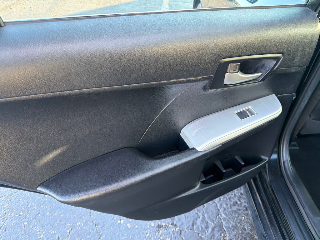 2014 Toyota Camry Image 26