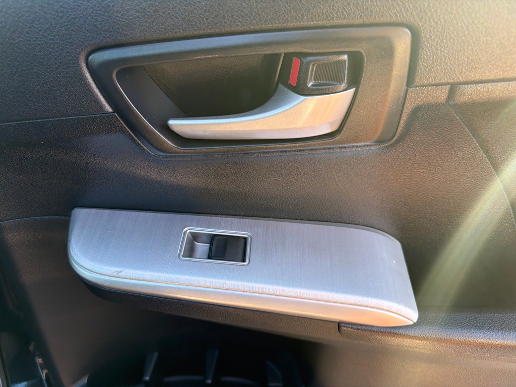 2014 Toyota Camry Image 30