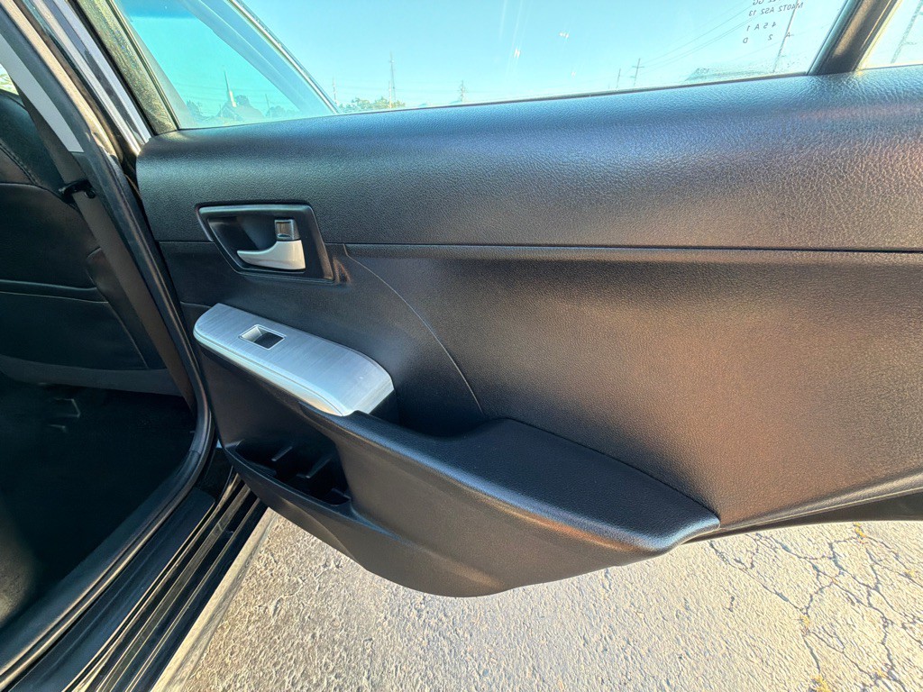 2014 Toyota Camry Image 31