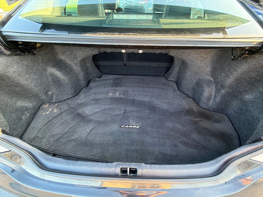 2014 Toyota Camry Image 33