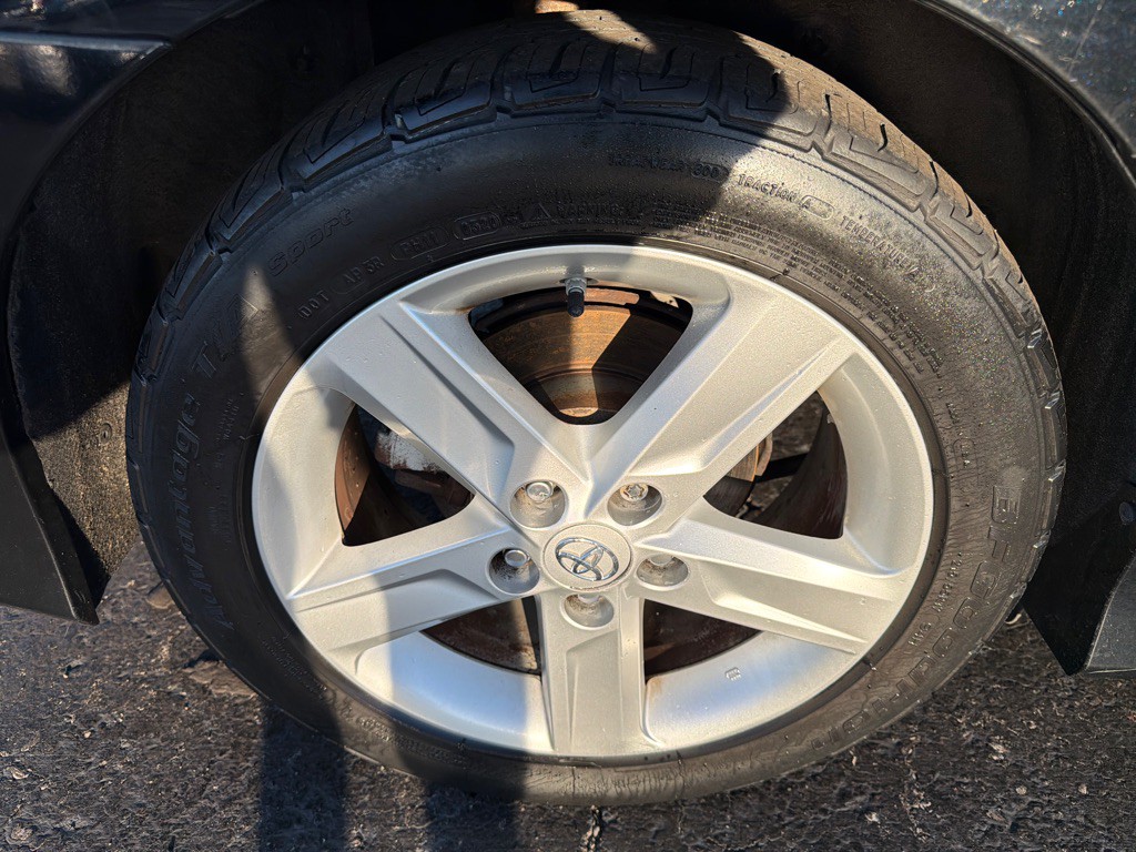 2014 Toyota Camry Image 37